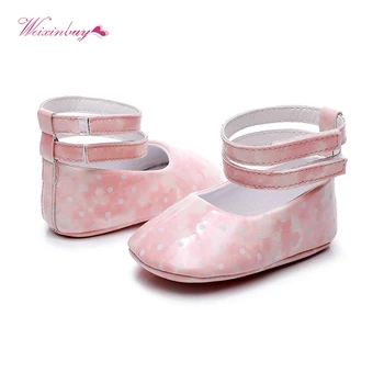 

2020 Fashion Baby Sandals Summer Crib Moccasins Shoes Anti-slip Hard Sole Flip Flop Infant Baby Dot Shoes for 0-24 M