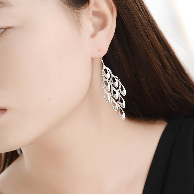 3689798974_1033353162