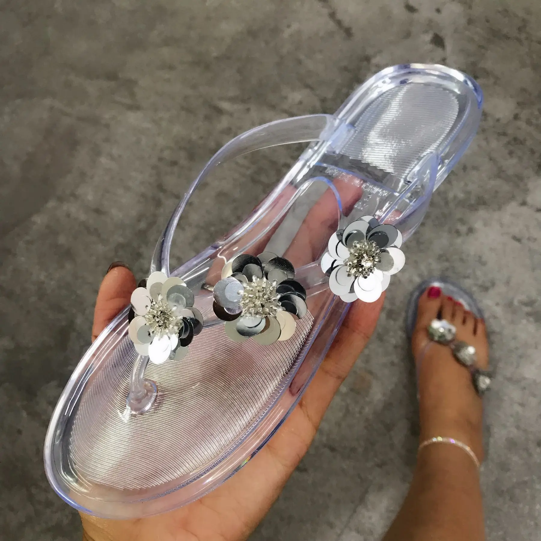 

Fashion Flat with EVA Sandals Craft Sequins Flowers Flip-flops 2020 Women Summer Jelly Shoes Beach Slippers Ladies Slides