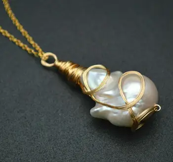 

Wire Wrapped Natural White Pearl Baroque Pendant Linked Chains Necklace Jewelry