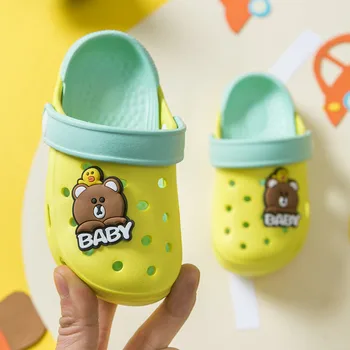

Baby Beach Shoes Kids Girls Boys Slippers Cute Bear EVA Children Sandals 2020 Summer Hole Slippers For Kids Croc Toddler Shoes