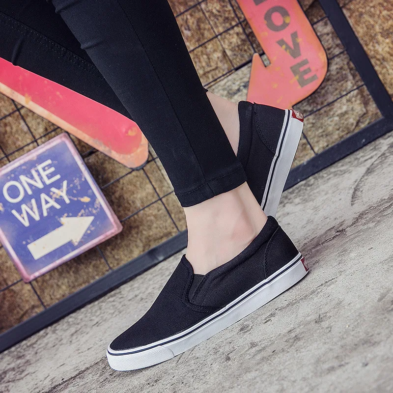 Men Casual Shoes Canvas Slip-On All Black Low Style Breathable Light Fashion Shoes for Men Footwear Zapatos De Hombre 5