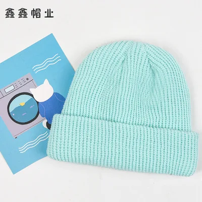 light blue Осенне-зимние модные шапочки для мужчин, теплая шапка унисекс для женщин, милая шапка, женская вязаная шапка, черная, белая, красная, розовая Корейская шапка - Цвет: light blue