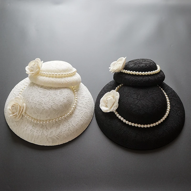 Британская винтажная мини Свадебная шляпа кружевная атласная шляпка невесты головной убор Белый Черный цветок жемчужная шляпа Федора формальный церковный головной убор