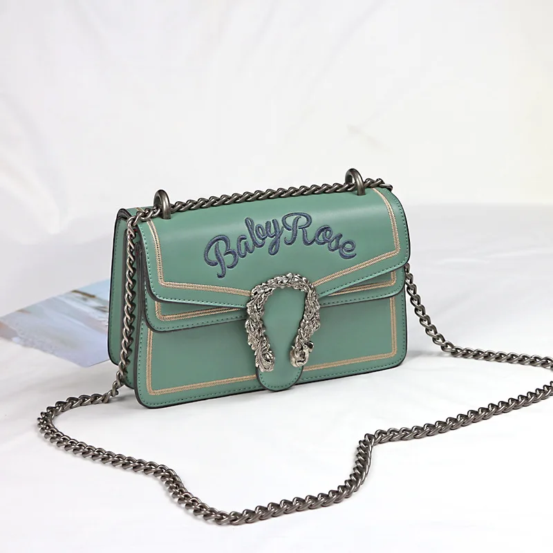 

Ladies' New Style Embroidered Square Sling Bag Cool GIRL'S Versatile Snake Head Shoulder Oblique Bag Big Brand Stereotypes Chain