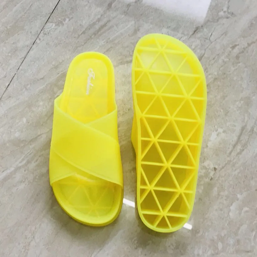 

2019 New Style Crystal Slipper Anti-slip Plastic Slippers Cross Belt Slipper Jelly Color Fashion Sandals