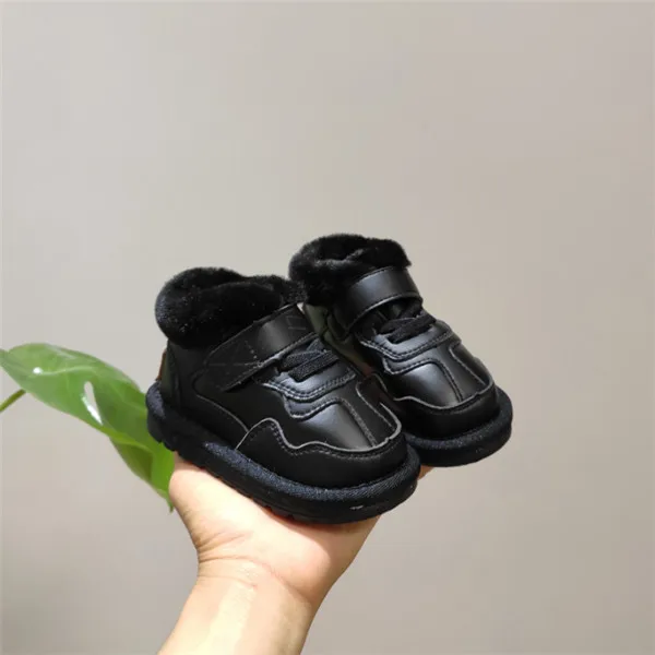 black boots Высокое качество зимняя детская обувь для маленьких девочек и мальчиков зимние ботинки теплые плюшевые удобные детские туфли обувь для младенцев - Цвет: black boots