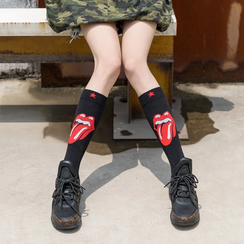 Носки до колена в американском стиле; женские носки до бедра с красными губами; носки до середины икры в стиле знаменитостей; хлопковая уличная одежда для женщин