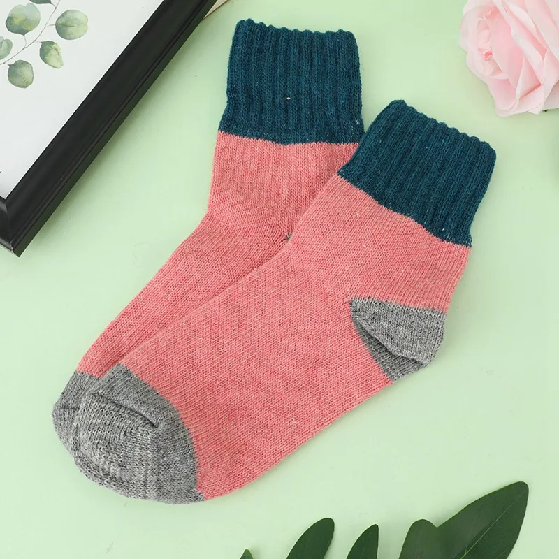 5 Pairs Women Warm Socks Lady Thick Winter Socks Warm Soft Solid Casual Sport