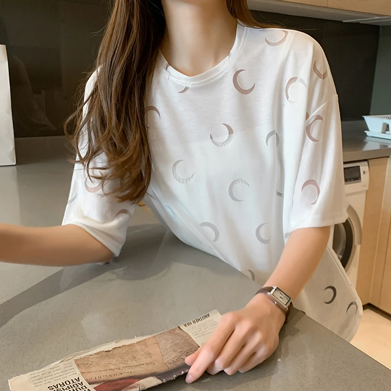 

High Quality 100% Cotton T Shirts Women 2020 Summer Hollow Out Print Moon Woman Tshirt Top White Black Plus Size T Shirt Ladies