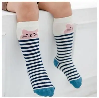 Blue cat slip Для новорожденных и детей ясельного возраста гольфы для маленьких девочек и мальчиков противоскользящие носки с симпатичными рисунками котиков; лисьи гетры для в стиле радуги, для младенцев, теплые длинные носки до колена - Цвет: Blue cat slip
