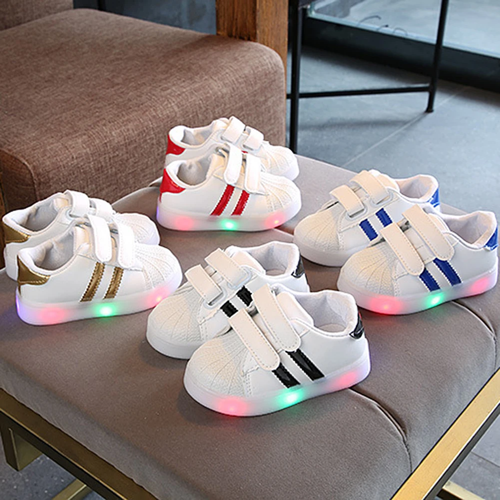 Детская обувь с подсветкой; повседневная спортивная обувь для бега; детская светящаяся обувь для мальчиков и девочек в полоску; детские Нескользящие кроссовки; подарок на год