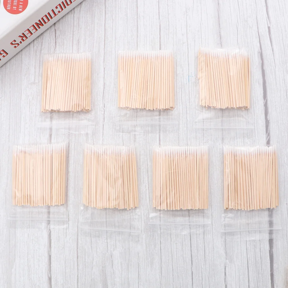 7 Packs 700pcs Disposable Swab Sticks Pointed Cleaning Rods Multi-function Cotton Swab for Makeup Beauty Salon