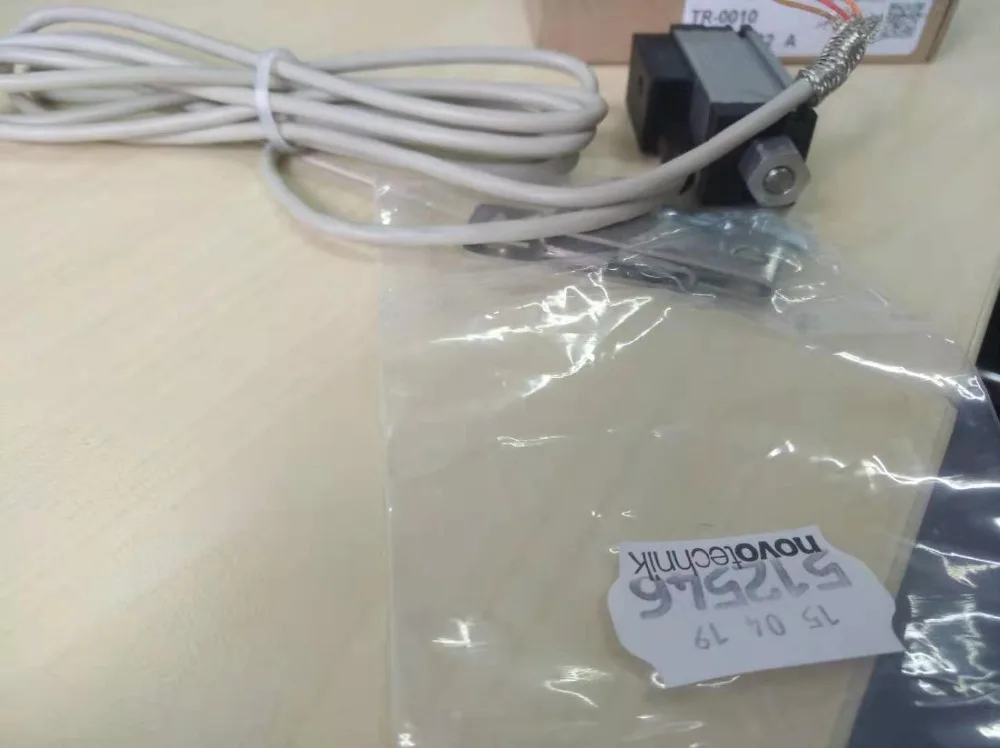 Short Stroke Transducer potentiometric TR-0100