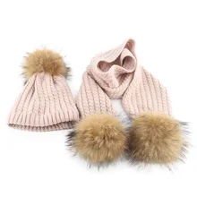 Moda marka czapka dla niemowląt i szalik 2 sztuk czapka zimowa szalik dla dziewczynek chłopcy prawdziwe futro pompony czapki szaliki zestaw akcesoria do prezentów dla dzieci(China)