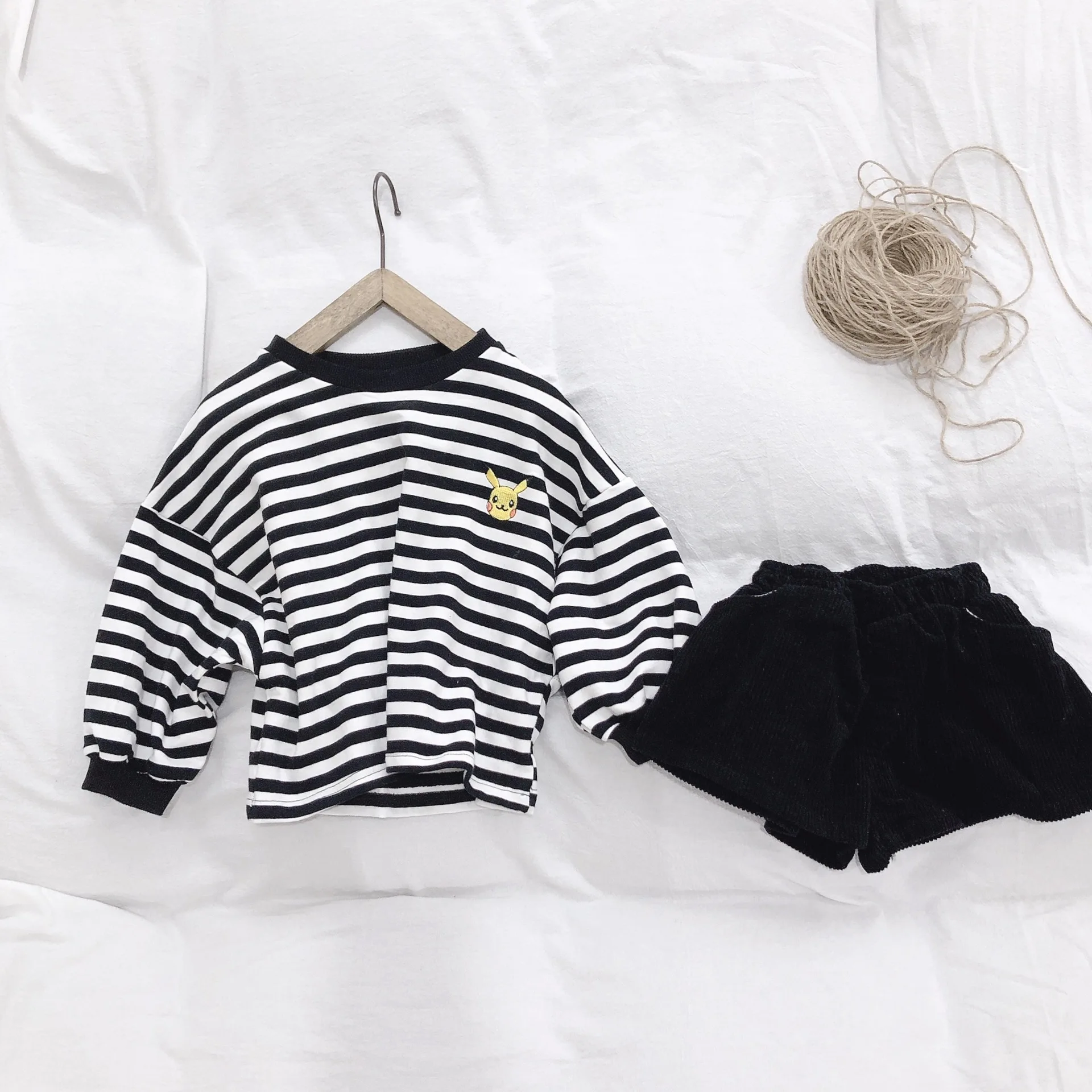 travel snail 0-6T kids t-shirts girls boys striped t-shirt sweater boys children wear tops Lantern Sleeve Korean blouse