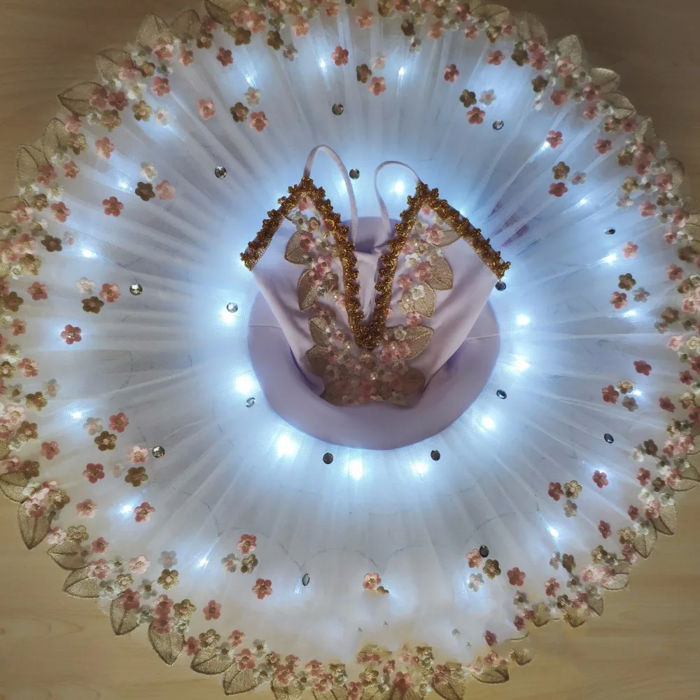 HTB1XtD8XPDuK1Rjy1zjq6zraFXaZ