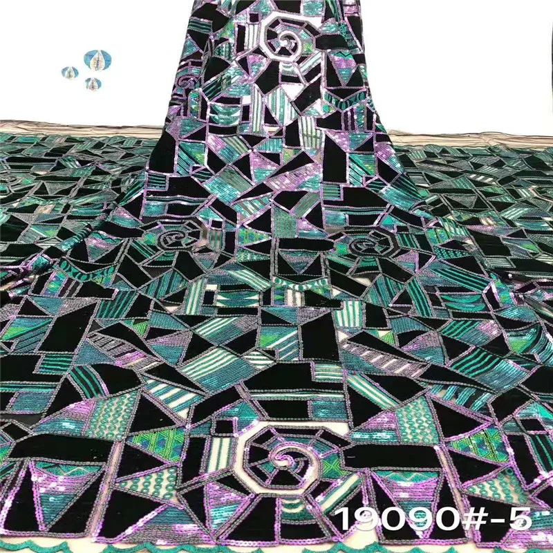 

Green Gold Latest African Velvet Lace Fabrics High Quality 2019 Nigerian Lace Fabric with Sequins Sequence Lace for Women Dress