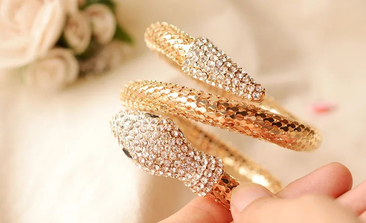 European Punk Multilayer Rhinestone Alloy Snake Bangle&Bracelet For Women Fashion Charms Armband African Jewelry Ornaments
