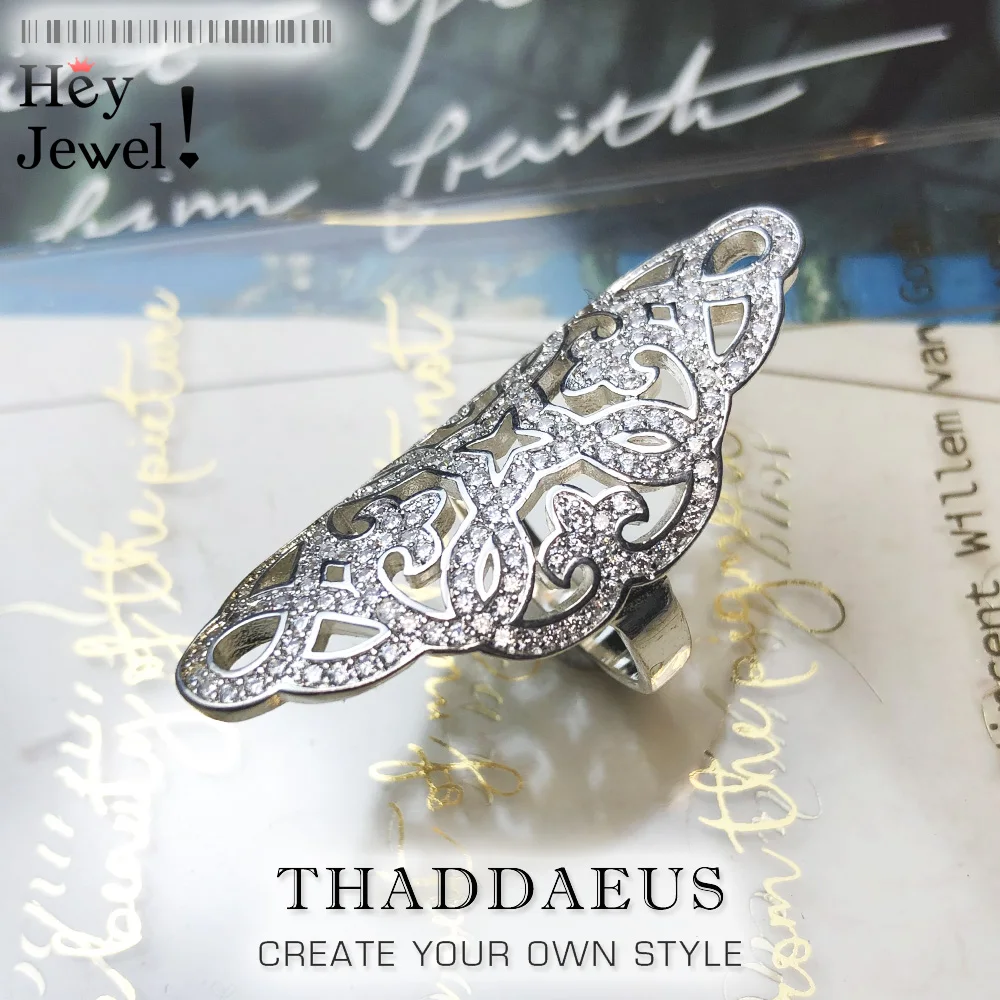 Коктейльное кольцо с белым фианитом свадебные комплекты в европейском стиле