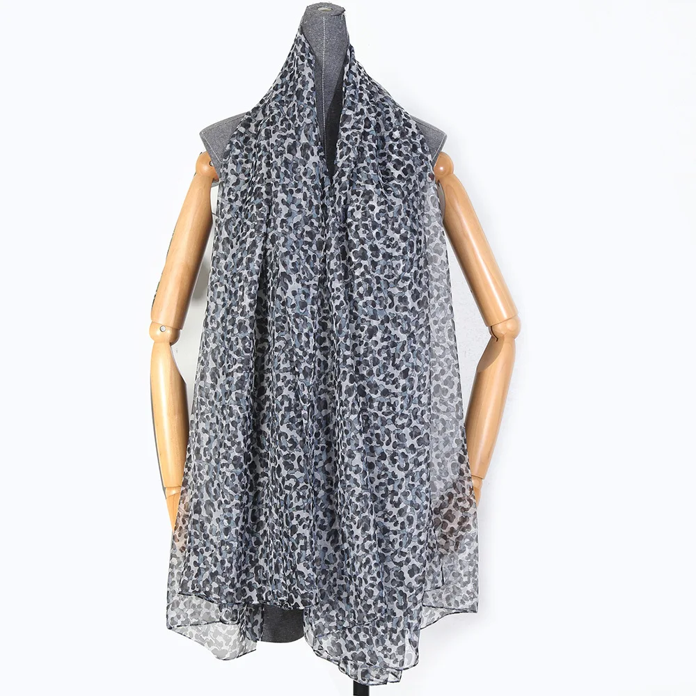 Fashion Chiffon Scarves Ice Silk Scarf Women 180*140cm Large Long Soft Sunscreen Scarf Scarves Wrap Beach Shawl