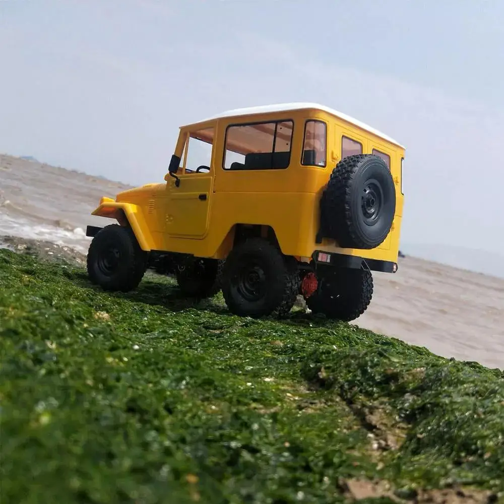 Kuulee WPL C34 1/16 RTR 4WD 2,4G Buggy Crawler внедорожный Радиоуправляемый автомобиль 2CH модели транспортных средств с двойной пластиковой батареей головной светильник