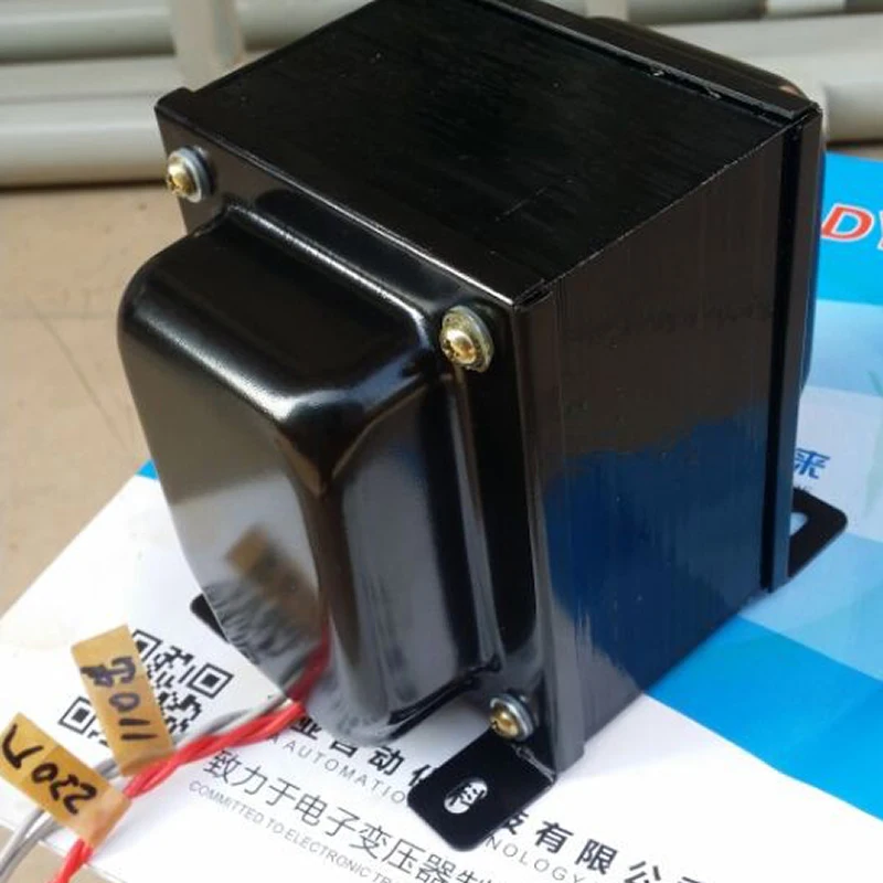 

Japan Z11 iron core, oxygen free pure copper wire. 220 V to 110 350 W isolation transformer, output: 0-110-115 V