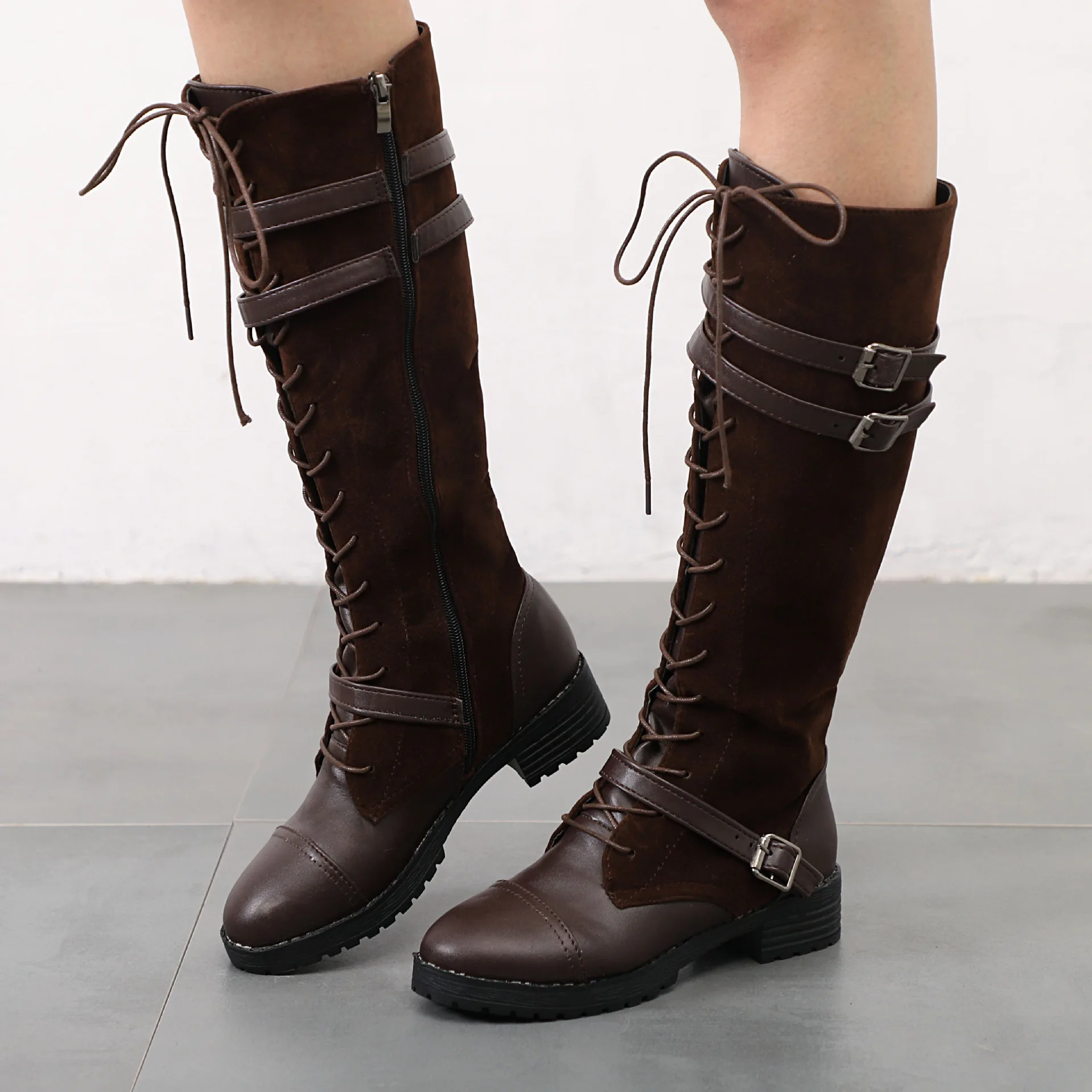 Botas mujer invierno/ г. Осенне-зимние рыцарские сапоги с круглым носком высокие сапоги до колена с перекрестными ремешками на квадратном каблуке; большие размеры 43
