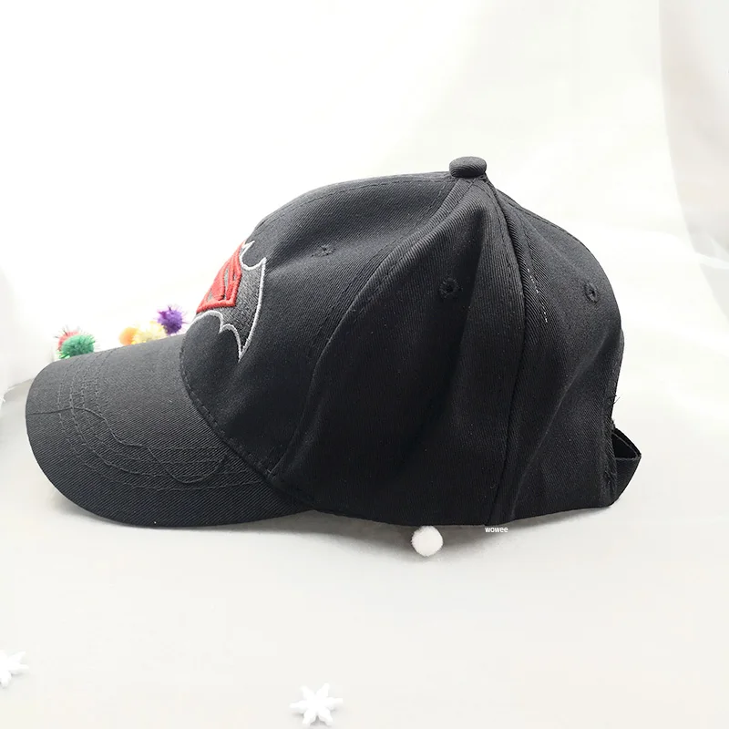 black baseball hat Товары для вечеринки в честь Дня Рождения Бэтмена, супергероя, детская скатерть, салфетка, конфетная коробка, подарочные чашки, украшения на день рождения - Цвет: black baseball hat