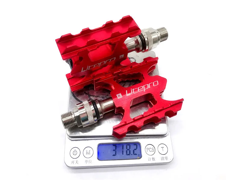 16594689893_1794376713