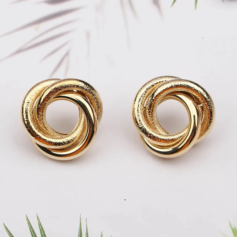 ES2201 европейские темпераментные металлические серьги минималистичные