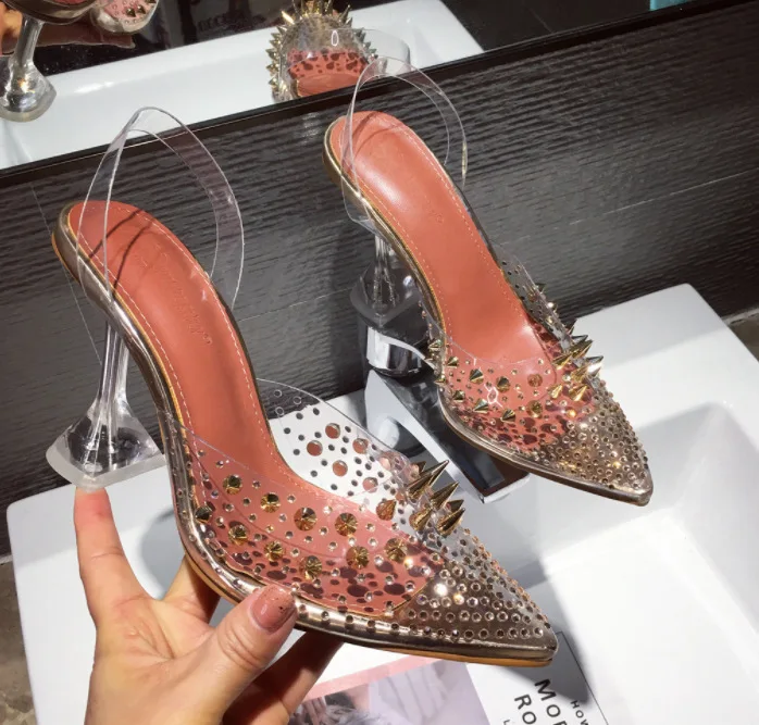 2020 новый заклепки бриллиант прозрачный туфли лодочки с острым носком со странным