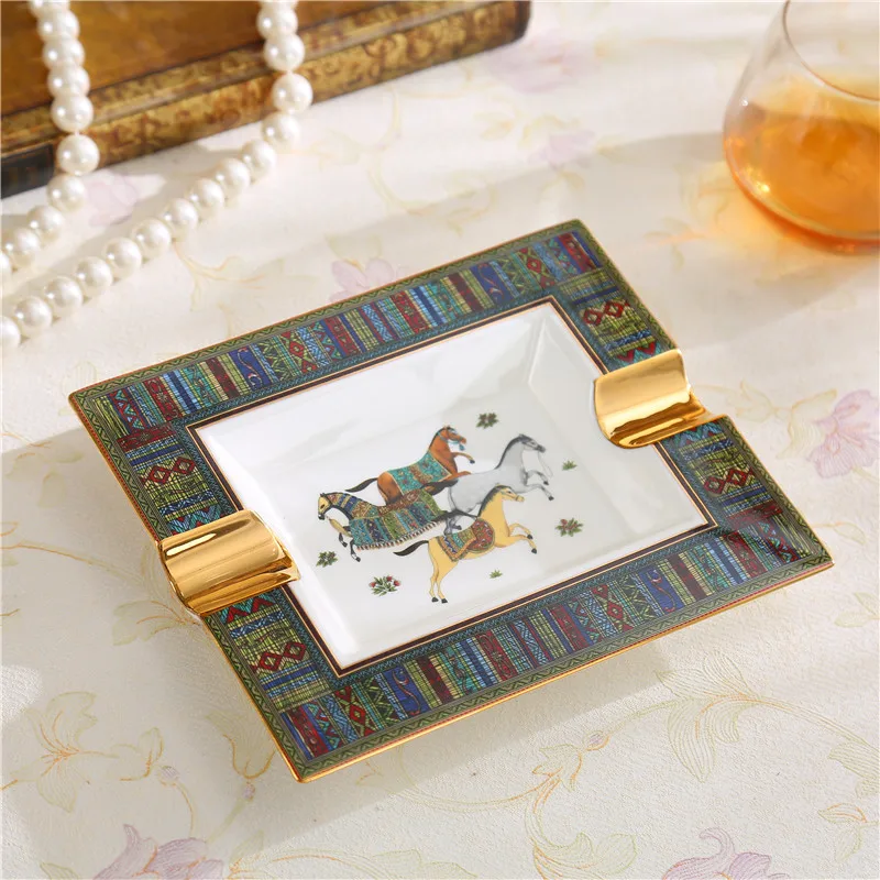 

European Luxury Ashtray For Cigar Smoke Ivory Porcelain Portable Ash Tray Outdoor Table Office Desktop Decorations Handmade Gift