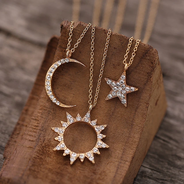 18 KT Yellow Gold Sun Moon And Star Diamond Necklace