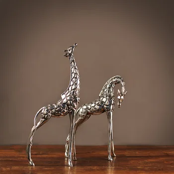 

MODERN HOME DECORATION COUPLE GIRAFFE CREATIVE GIFTS WHOLESALE CREATIVE HOME ORNAMENT DECORATION RESIN CRAFTS STATUE DECORATED