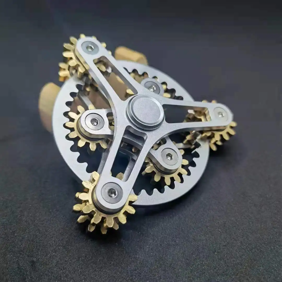 Tanie 1PC delikatność biegów ręcznie Spinner całkowicie miedziany Fidget Spinner dziewięć zębów powiązania sklep
