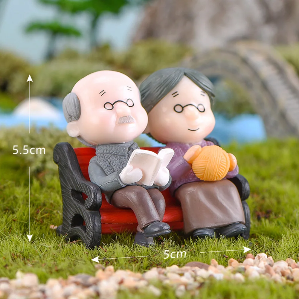 

2Set Cute And Mini Figures Chair Grandma Grandpa Sweety Couple For Garden Figurines Miniature Home Decor Accessories