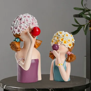 

Desktop decoration artwork Flower girl decoration Light luxury home living room decoration TV cabinet porch Girl heart