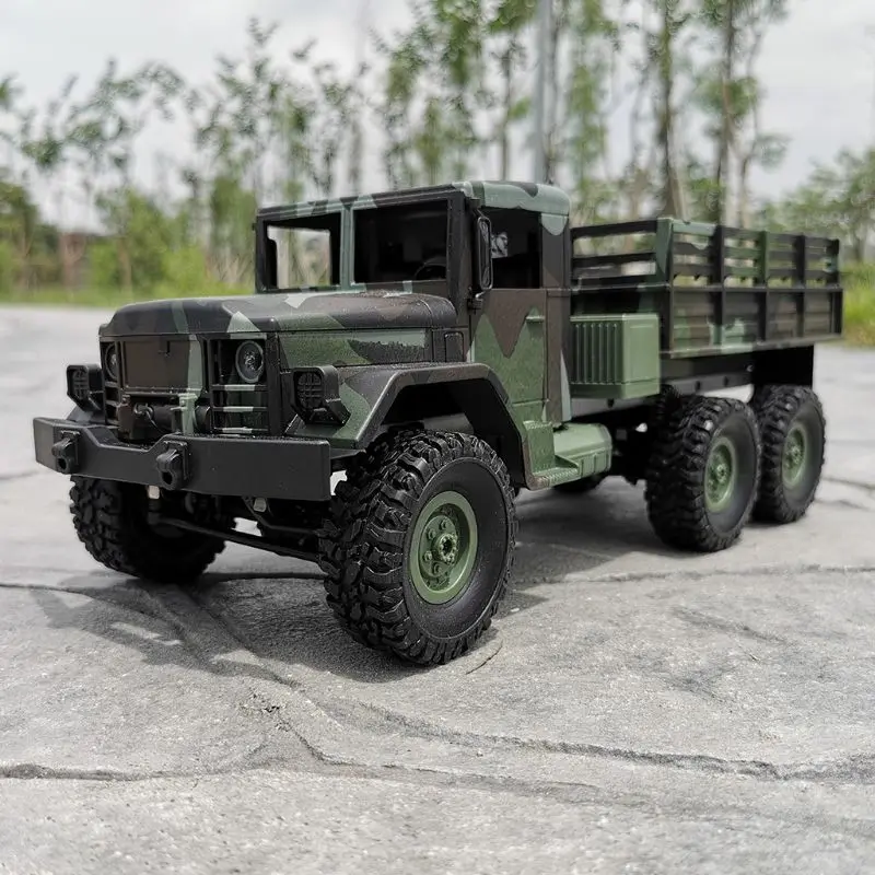 MN-77 2.4G 1:16 4WD Off-road Military Truck LED Lights RTR Metal C-shaped Girders Four-wheel Drive Y51E