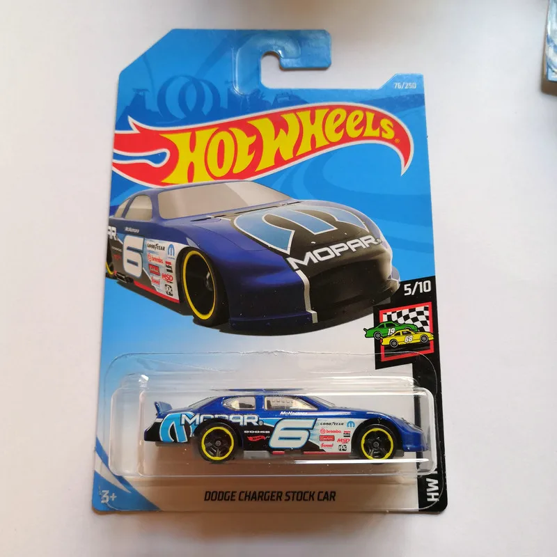 hot wheels dodge stock car