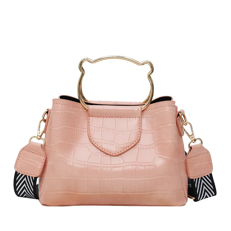 

Bag WOMEN'S Bag 2019 New Style chao wang Red Versatile Shoulder Bag Contrast Color Bucket Bag Fashion Small CK Fan Non-mainstrea