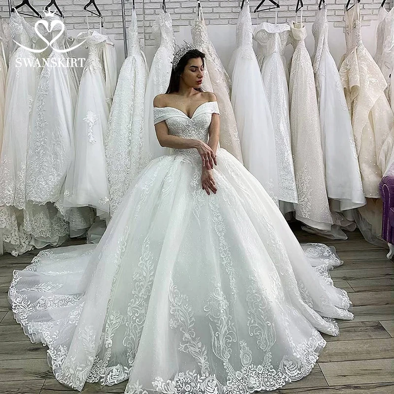 Luxury Beaded Wedding Dress Appliques Lace Up Princess Ball Gown Bride SwanSarah XZ03 Plus Size Vestido De Noiva wedding dresses