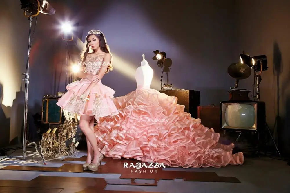 Blush pink Two Pieces Quinceanera Dresses Lace cutomsized Beaed Lace-up corset back Removeable Ruffles Skirt vestido de 15 anos