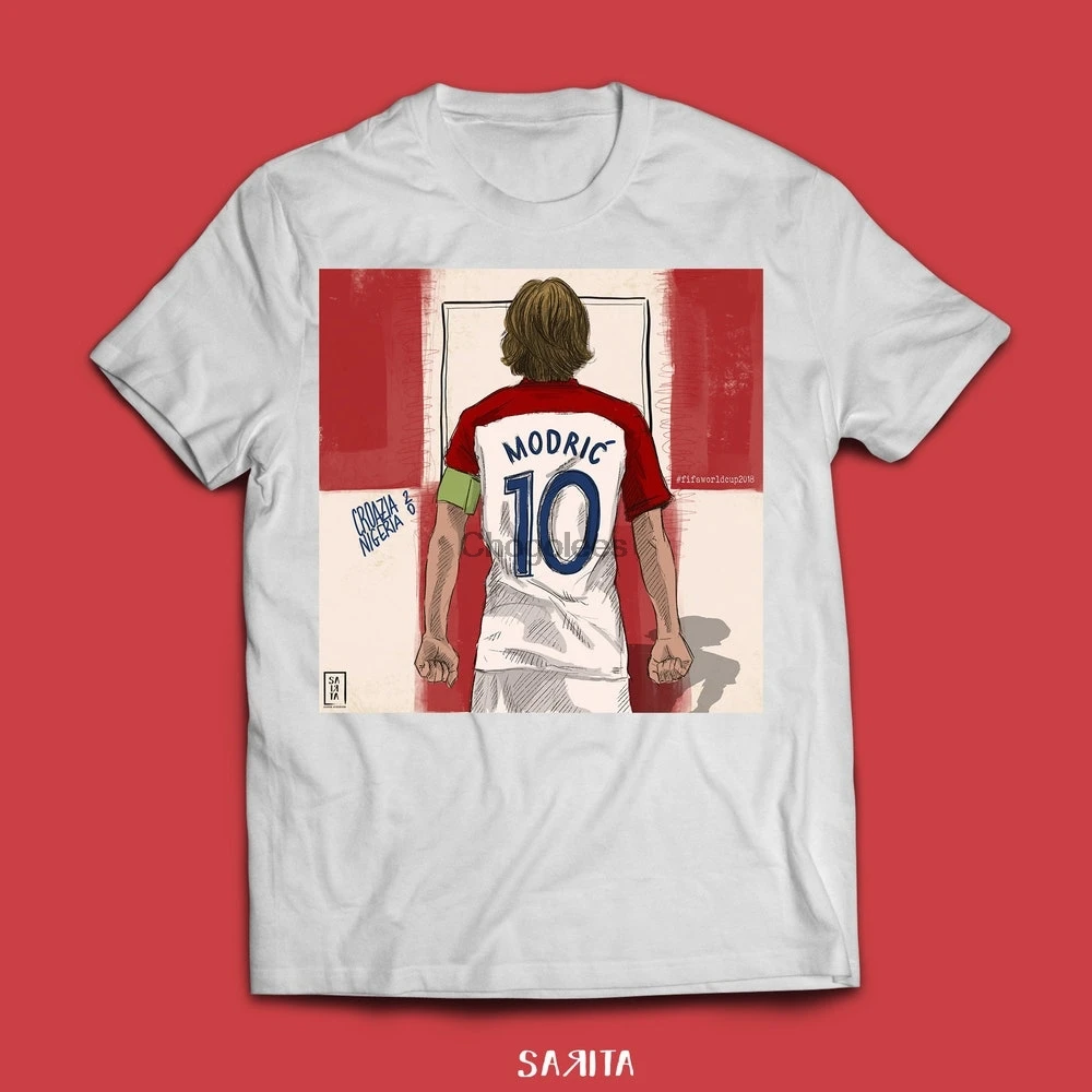 Женская футболка Modric |