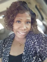 Beeos corto rizado 250% corte Pixie Bob peluca 13*2 Frente de encaje pelucas de cabello humano Remy brasileño cabello humano Pre arrancado con el pelo del bebé