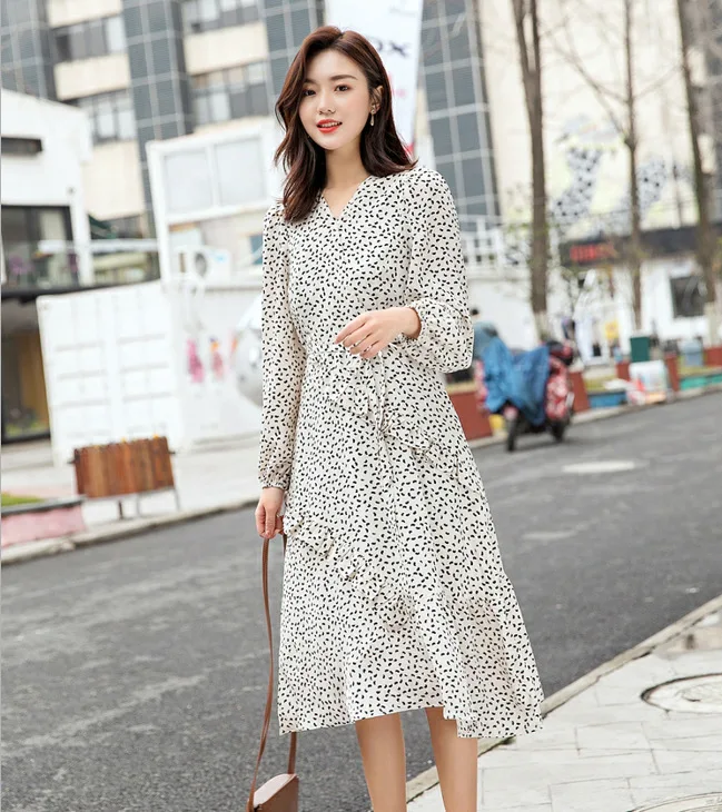 

New Style WOMEN'S Dress Long Sleeve Floral Korean-Style Waist Hugging V-neck Dress Versatile Flounced Elegant Long Skirts Fashio
