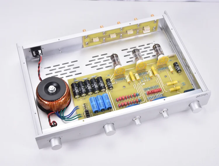 Reference MCINTOSH C22 preamp hifi ламповый преусилитель с регулировкой высоких и низких тонов