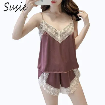 

Women Imitation Silk Sexy Lingerie Set Spaghetti Strap Camisole Side Split Shorts Lace Patchwork Pajamas Solid Color Sleepwear