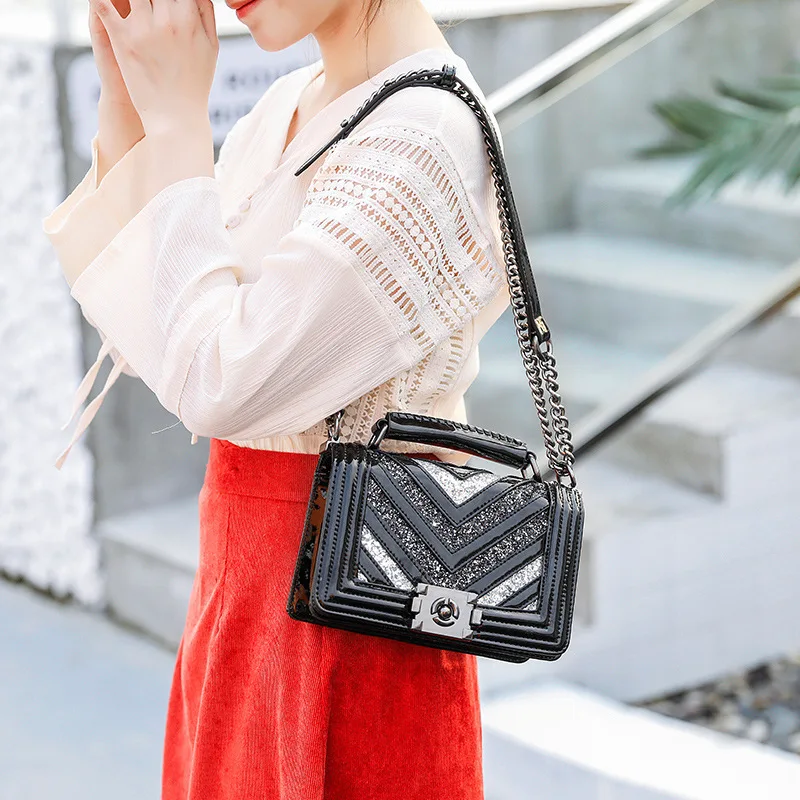 

Bag Women's Square Sling Bag 2019 New Style Korean-style Small Fragrant Wave Bag with Chain Joint Patent Leather Bright Surface
