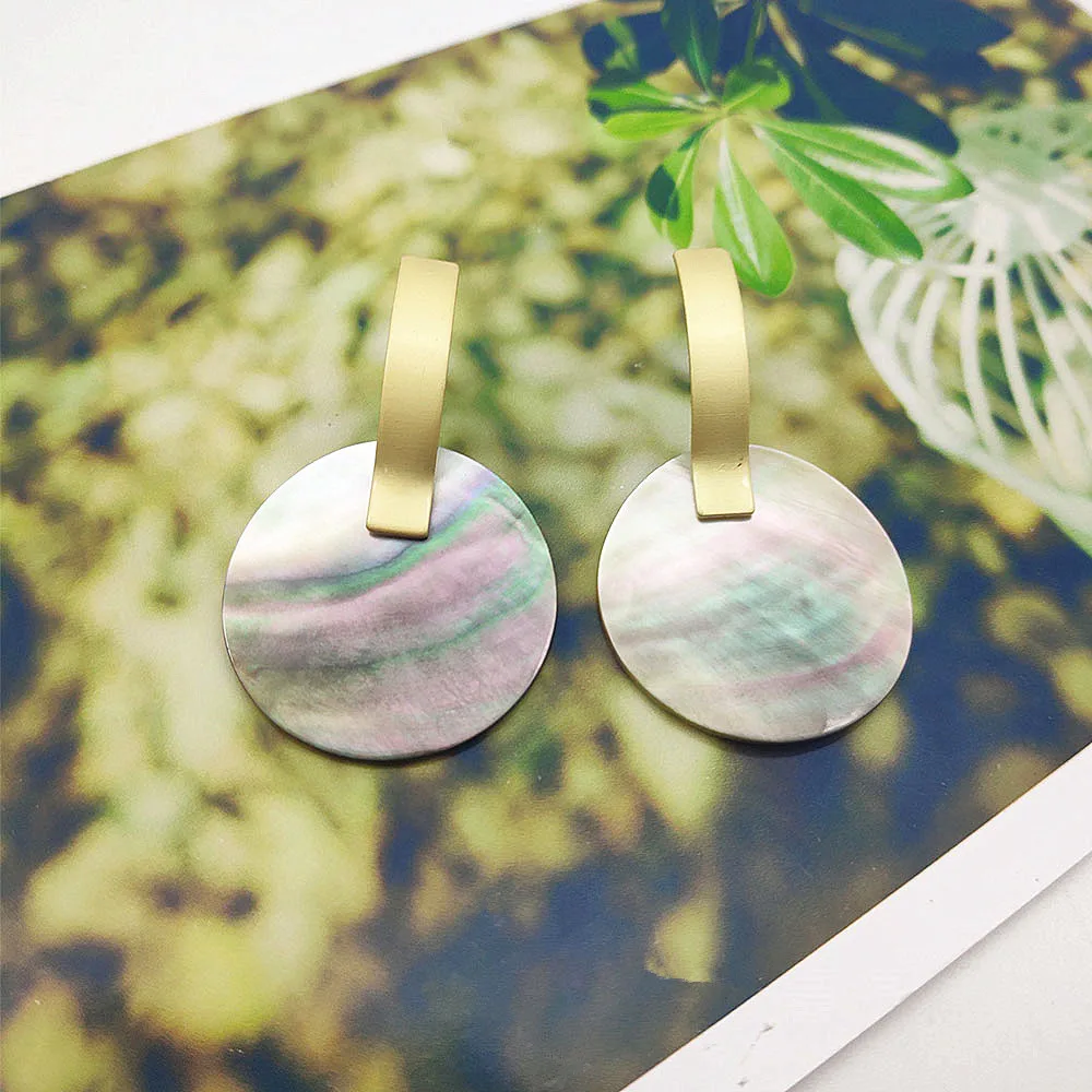 

Natural Shell Pendant Earrings Drop Elliptical Triangle Geometric Earrings Natural Shell Pendant Big Earrings for Women Jewelry
